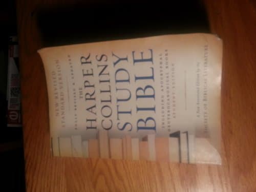 Book cover for HarperCollins Study Bible - Student Edition: Fully Revised & Updated by Society of Biblical Literature
