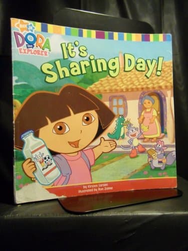 Book cover for It's a Sharing Day (Dora the Explorer) by Kristen Larsen