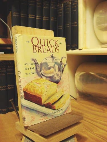 Book cover for Quick Breads: 63 Recipes For Bakers In A Hurry by Ojakangas, Beatrice