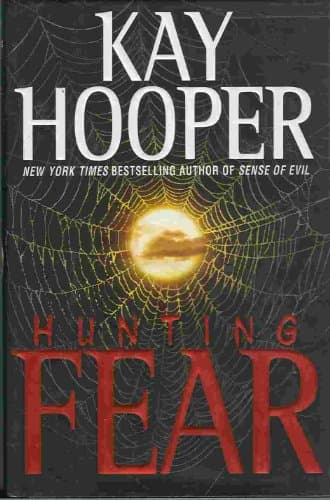 Book cover for Hunting Fear by Hooper, Kay