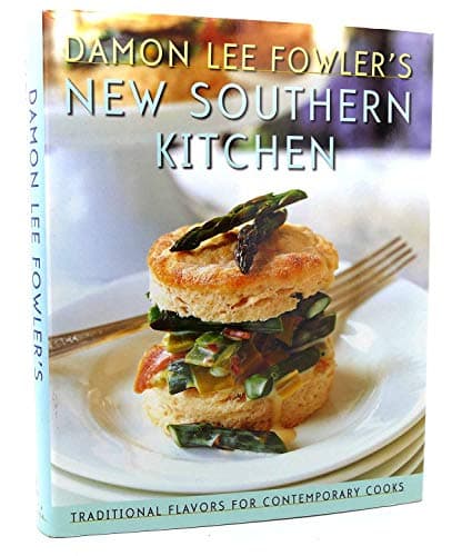 Book cover for Damon Lee Fowler's New Southern Kitchen: Traditional Flavors for Contemporary Cooks by Fowler, Damon Lee