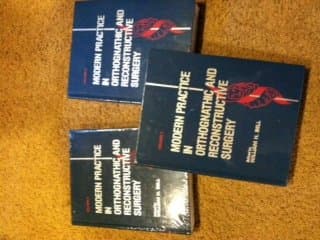 Book cover for Modern Practice in Orthognathic and Reconstructive Surgery by Bell, William H.