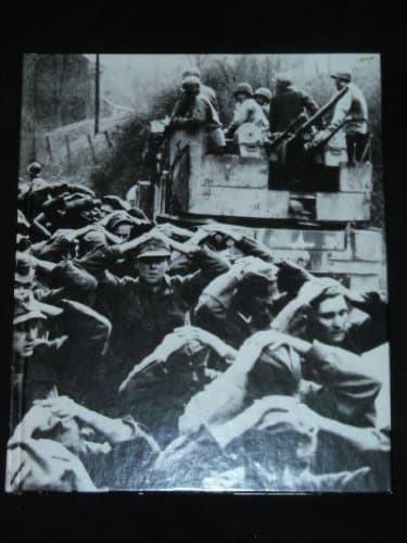 Book cover for Prisoners of War (World War II #30) by Bailey, Ronald H.