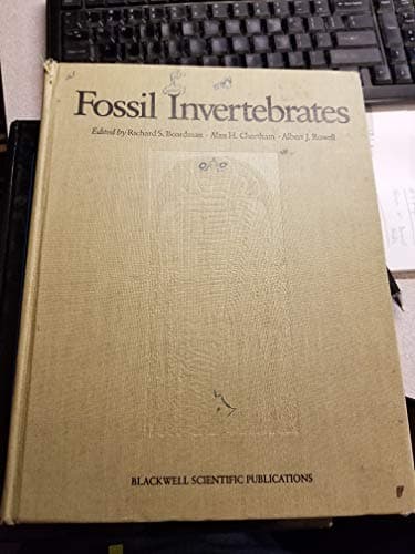 Book cover for Fossil Invertebrates by Boardman, R. S.