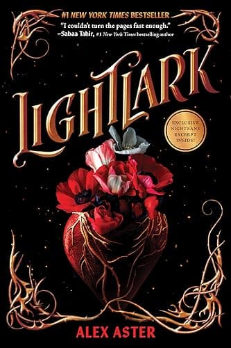 Lightlark (The Lightlark Saga Book 1) (Volume 1)