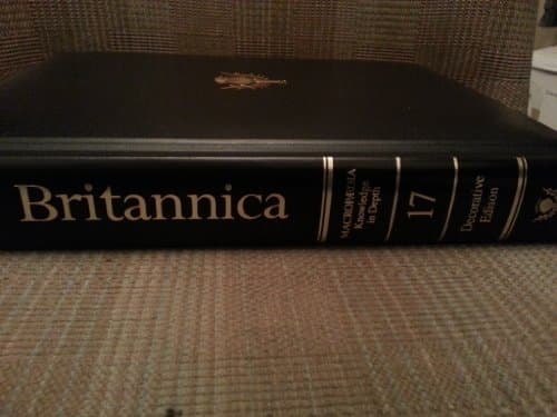 Book cover for 17 - New Encyclopaedia Britannica Macropaedia Knowledge in Depth Volume 17 (Fifteenth (15th) Edition, 1986)(encyclopedia / Macropedia): Decorative Edison by Britannica