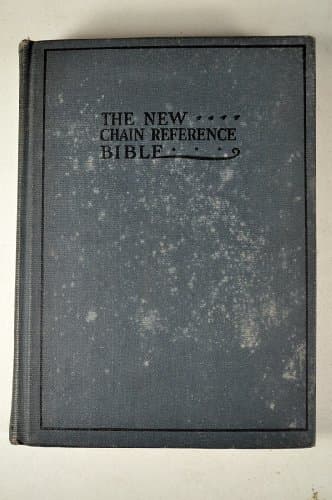 Book cover for THE NEW CHAIN REFERANCE BIBLE by Frank Charles Thompson